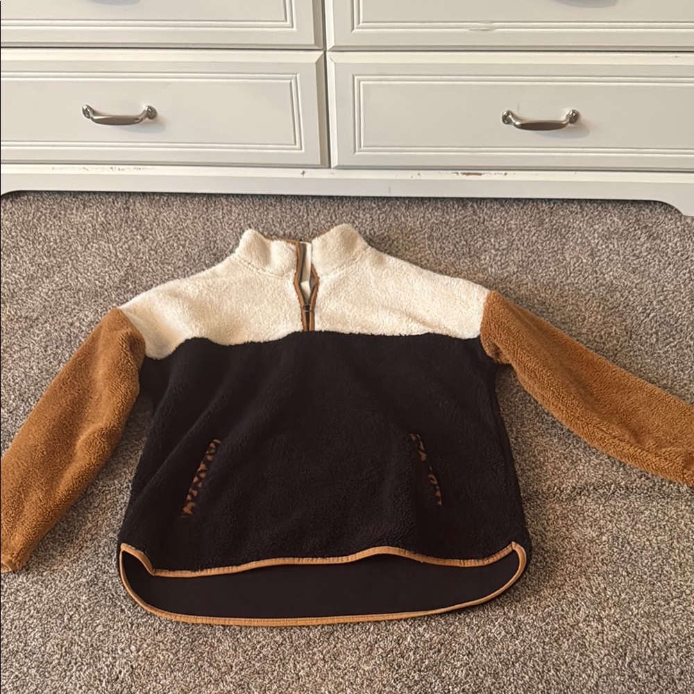 Black and Brown Fleece Pullover